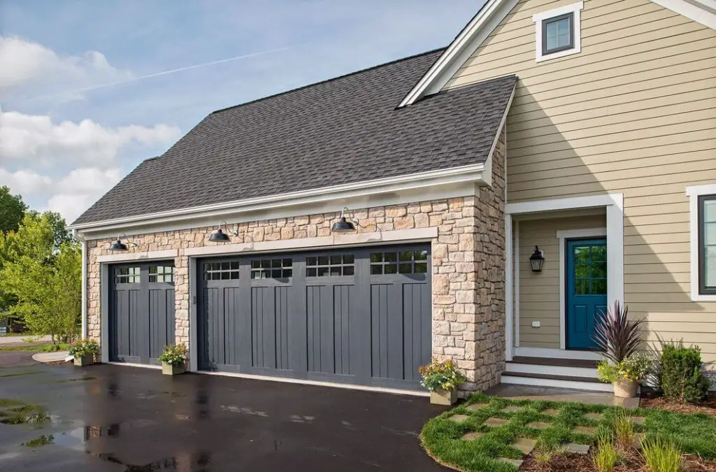 Factors to consider when choosing the best paint for your garage door | Best paint for metal garage door